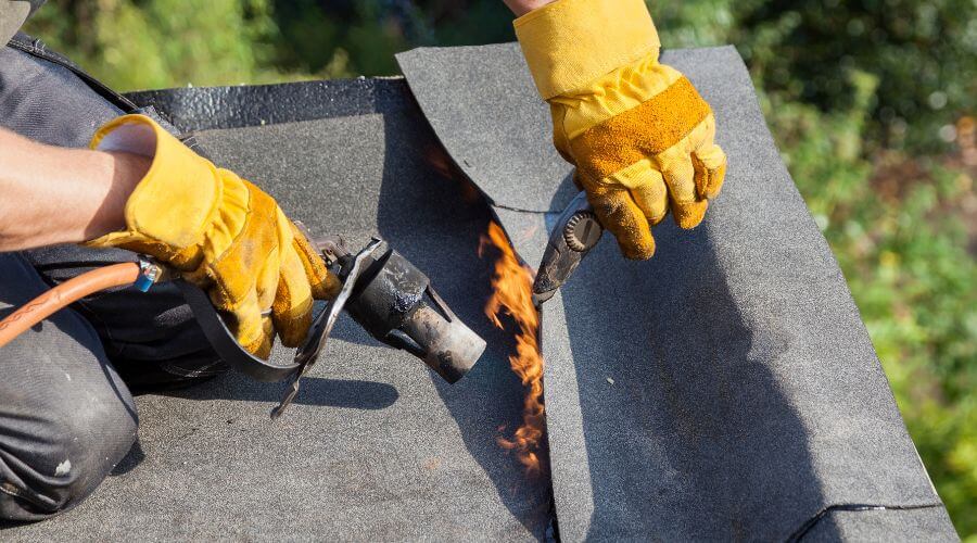 Professional gutter cleaning in South Ozone Park, NY